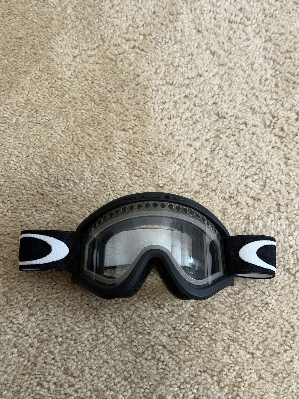Oakley Double Vented Ski & Snowboard Goggles w/Clear Lens for Children VGUC